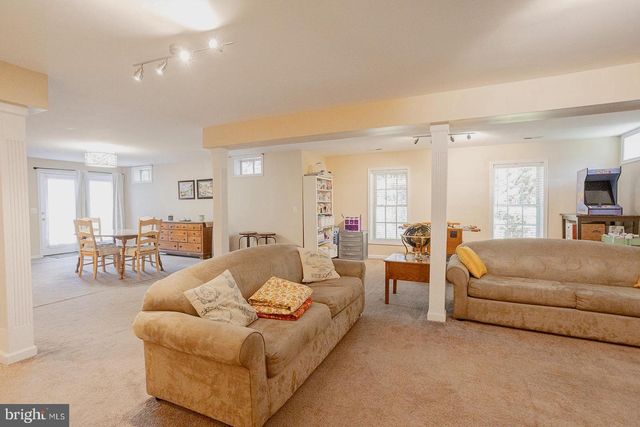 107 JILLIAN CT, Edinburg, VA 22824