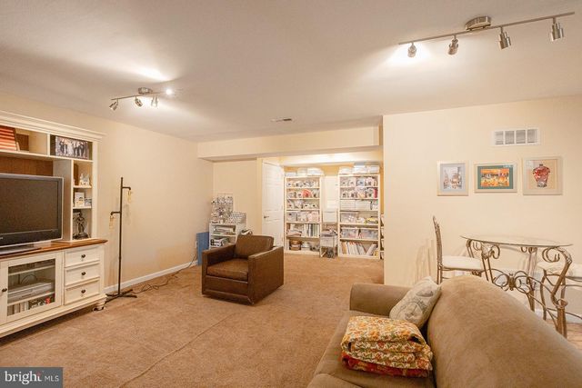 107 JILLIAN CT, Edinburg, VA 22824