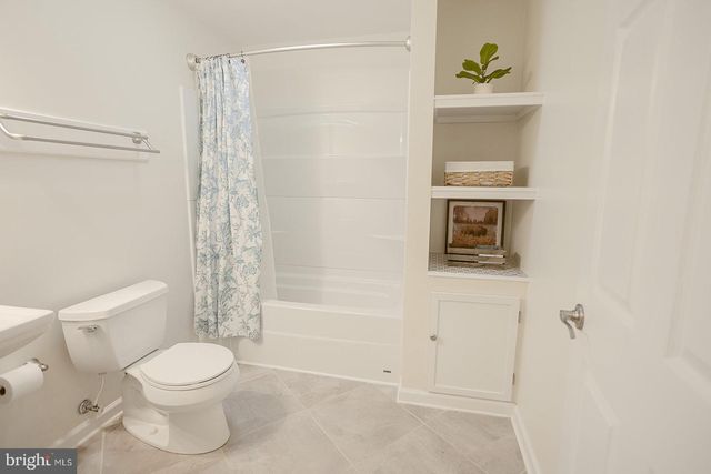 107 JILLIAN CT, Edinburg, VA 22824