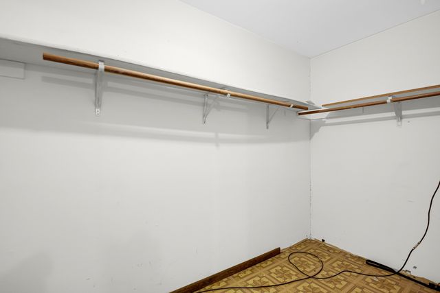 1100 Holbrook Road D, Homewood, IL 60430