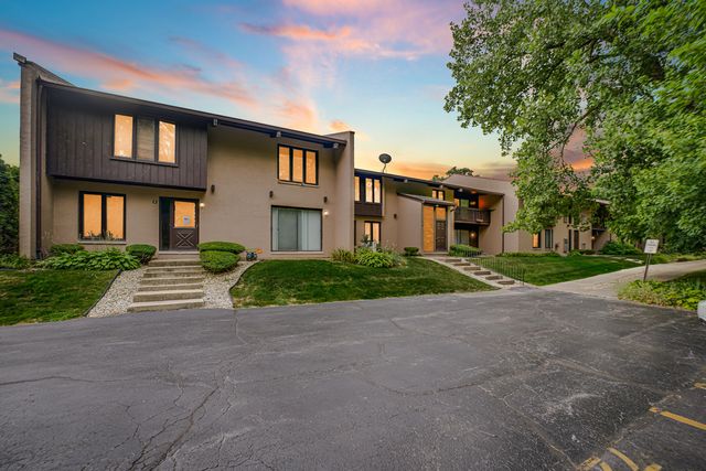 1100 Holbrook Road D, Homewood, IL 60430