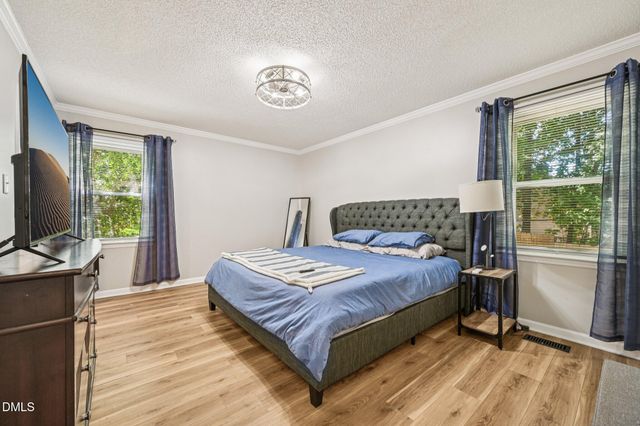 2004 Spring Valley Drive, Clayton, NC 27520