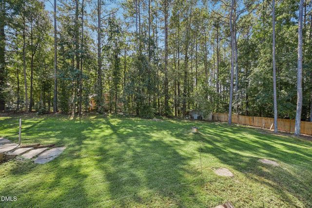 2004 Spring Valley Drive, Clayton, NC 27520