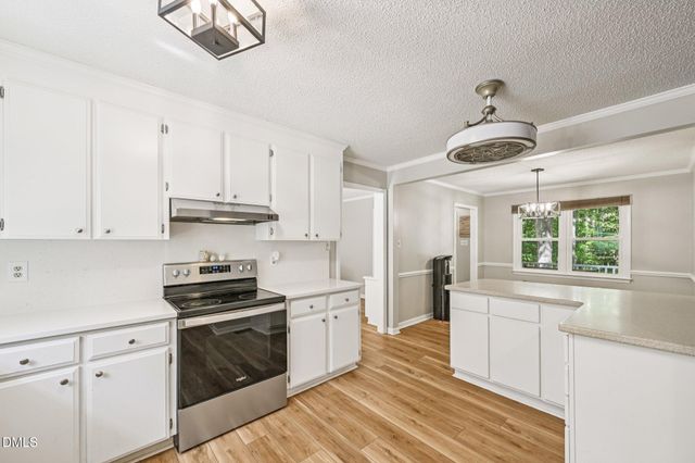 2004 Spring Valley Drive, Clayton, NC 27520