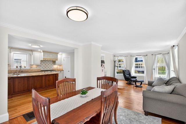 24 Fielding Street, Concord, MA 01742