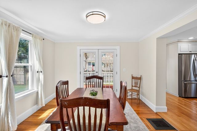 24 Fielding Street, Concord, MA 01742