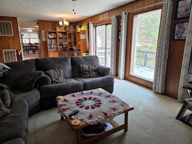 1012 Fairwater Circle, Horseshoe Bend, AR 72512