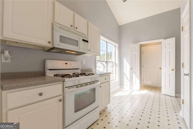 2110 Laurel Pointe Lane, Lawrenceville, GA 30043