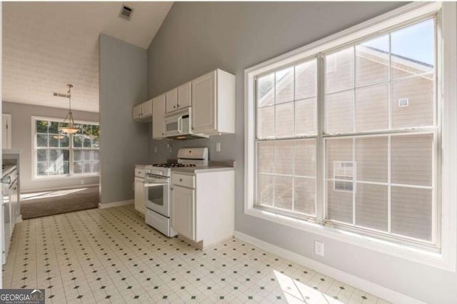 2110 Laurel Pointe Lane, Lawrenceville, GA 30043