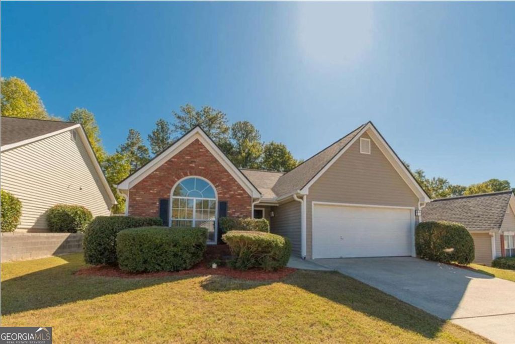 2110 Laurel Pointe Lane, Lawrenceville, GA 30043