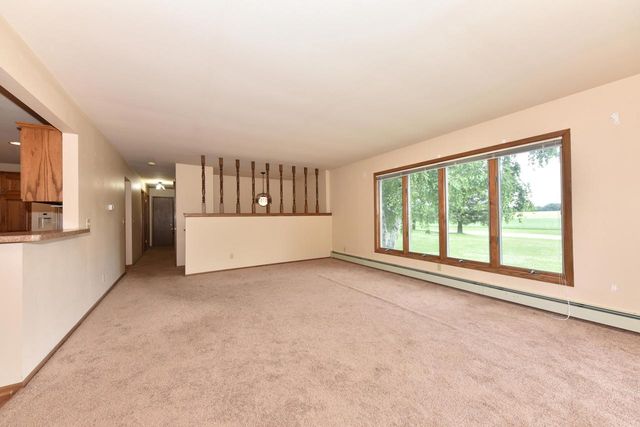 6051 Blueberry ROAD, Allenton, WI 53002