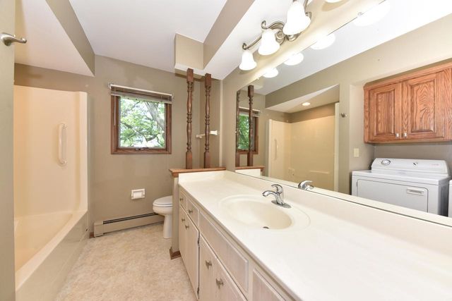 6051 Blueberry ROAD, Allenton, WI 53002