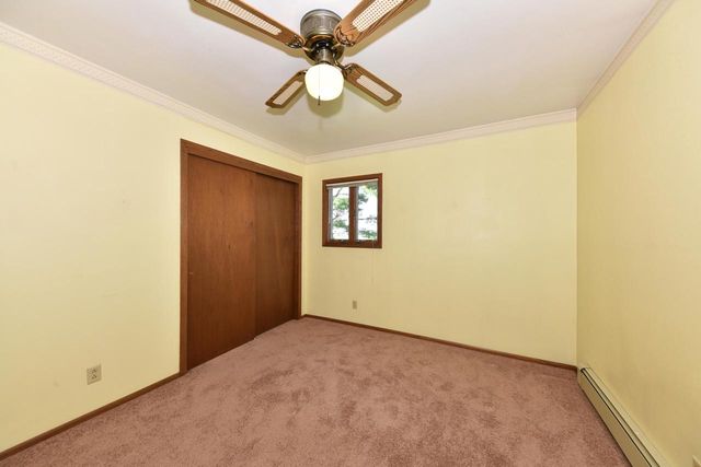 6051 Blueberry ROAD, Allenton, WI 53002