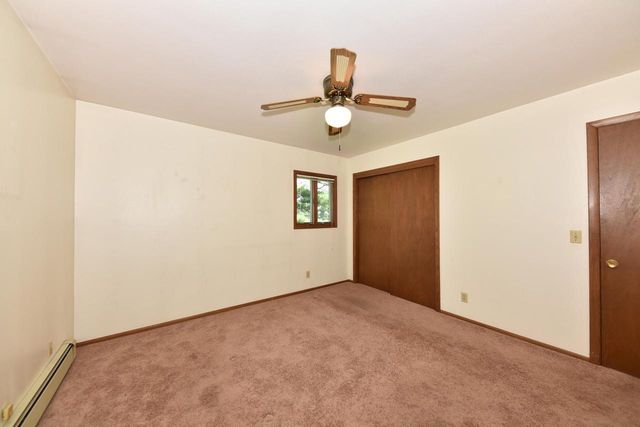6051 Blueberry ROAD, Allenton, WI 53002