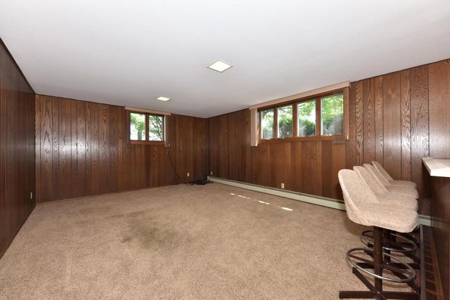 6051 Blueberry ROAD, Allenton, WI 53002