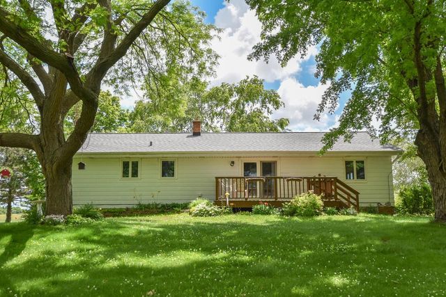6051 Blueberry ROAD, Allenton, WI 53002