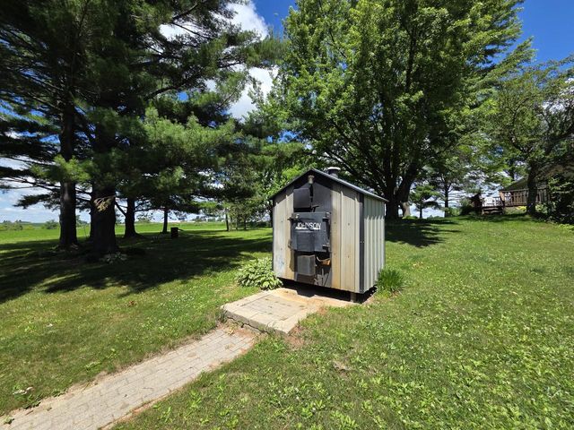 6051 Blueberry ROAD, Allenton, WI 53002