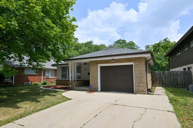 3950 N 58th STREET, Milwaukee, WI 53216