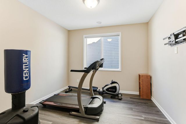 9931 Bluebird Street NW, Coon Rapids, MN 55433