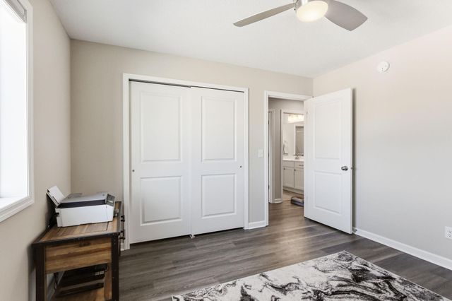 9931 Bluebird Street NW, Coon Rapids, MN 55433