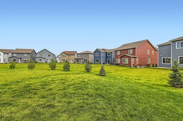 9931 Bluebird Street NW, Coon Rapids, MN 55433