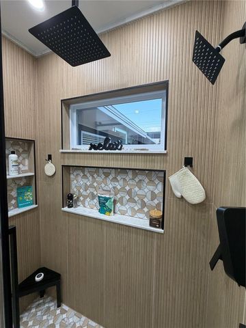 87 OAKWOOD DRIVE, Dunedin, FL 34698