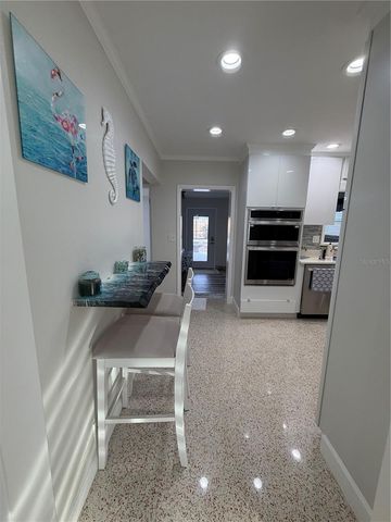 87 OAKWOOD DRIVE, Dunedin, FL 34698