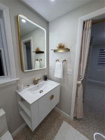 87 OAKWOOD DRIVE, Dunedin, FL 34698