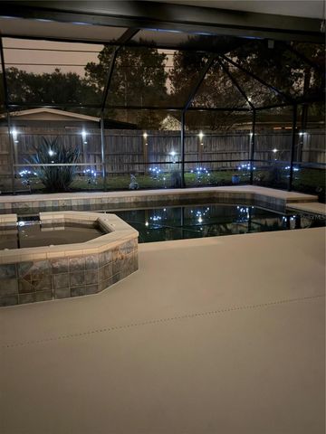 87 OAKWOOD DRIVE, Dunedin, FL 34698