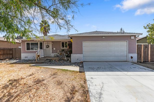 1122 Huntington Dr, Modesto, CA 95350