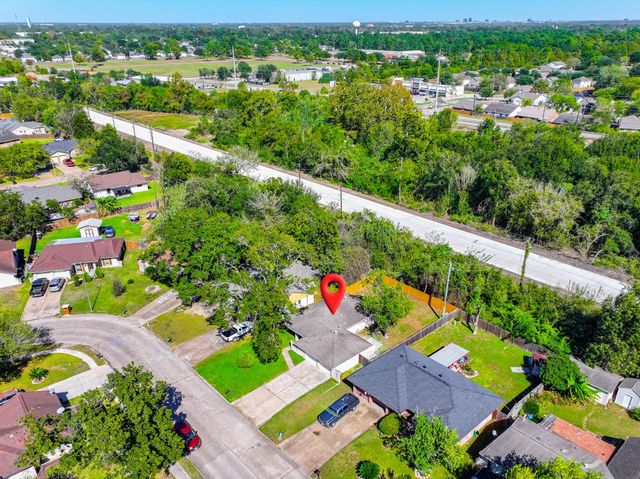 10126 Pine Moss Drive, Houston, TX 77040