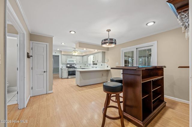 327 Plantation Drive, New Bern, NC 28562