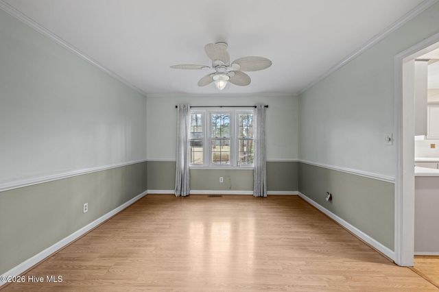 327 Plantation Drive, New Bern, NC 28562