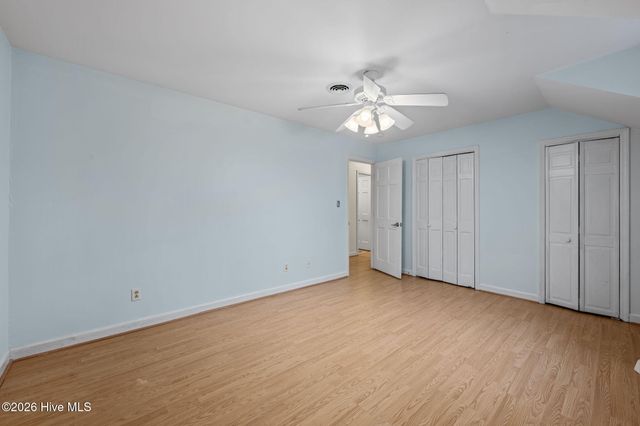 327 Plantation Drive, New Bern, NC 28562