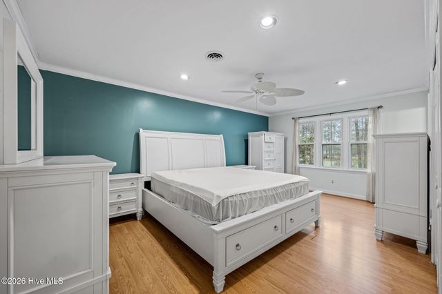 327 Plantation Drive, New Bern, NC 28562