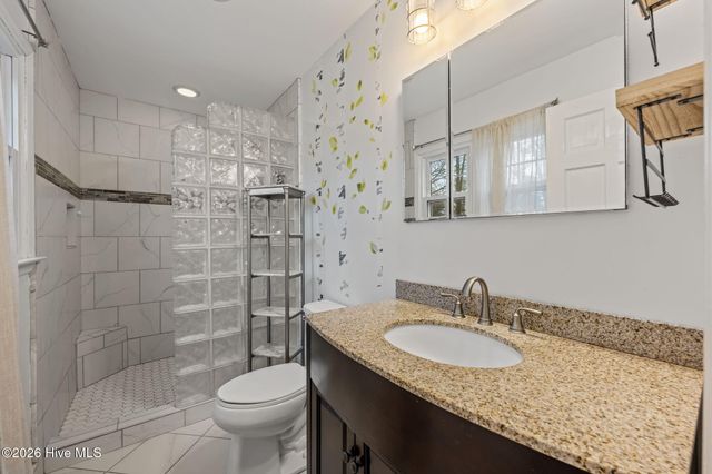 327 Plantation Drive, New Bern, NC 28562