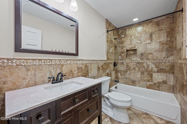 327 Plantation Drive, New Bern, NC 28562