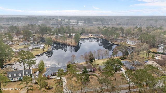 327 Plantation Drive, New Bern, NC 28562