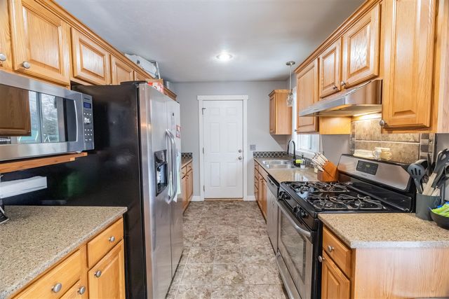 57383 Kingdon Drive, Mattawan, MI 49071