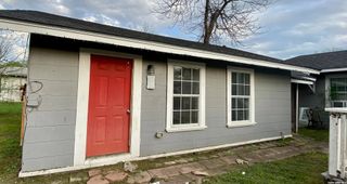 433 Kayton, San Antonio, TX 78210