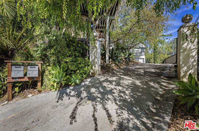 2333 Effie Street, Los Angeles, CA 90026