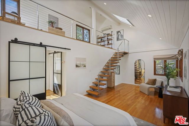 2333 Effie Street, Los Angeles, CA 90026