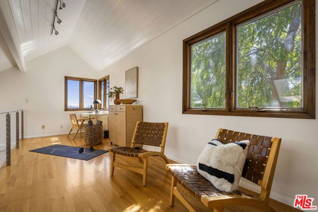 2333 Effie Street, Los Angeles, CA 90026