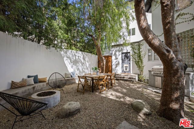 2333 Effie Street, Los Angeles, CA 90026