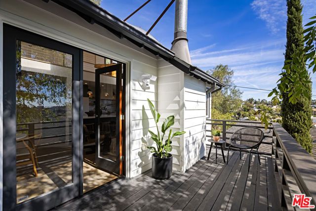 2333 Effie Street, Los Angeles, CA 90026