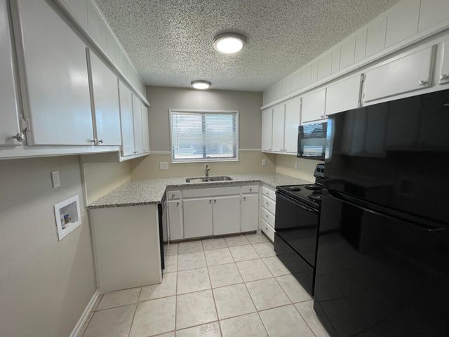 6917 Fremont Avenue, Lubbock, TX 79413