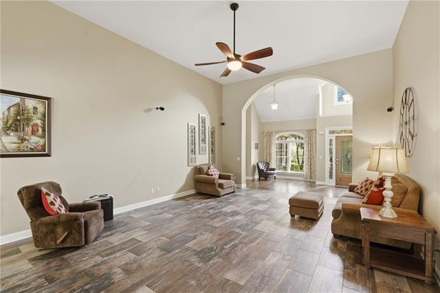 2723 Clearwater Springs Road, Buford, GA 30519