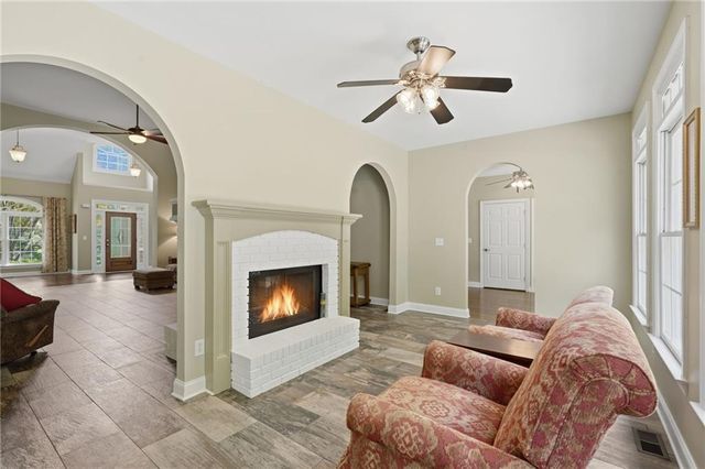 2723 Clearwater Springs Road, Buford, GA 30519