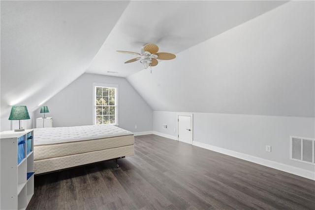 2723 Clearwater Springs Road, Buford, GA 30519
