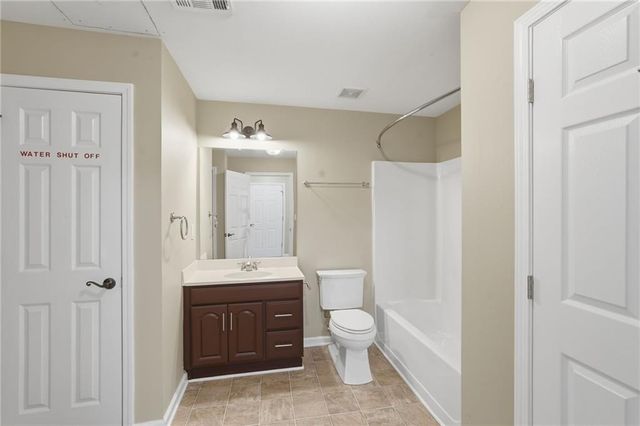 2723 Clearwater Springs Road, Buford, GA 30519
